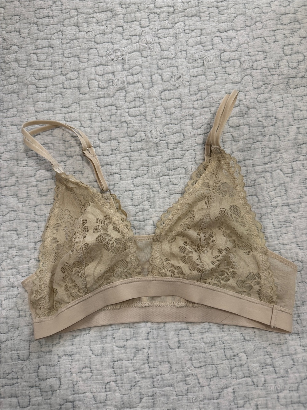 aerie Lace Bralette in Beige